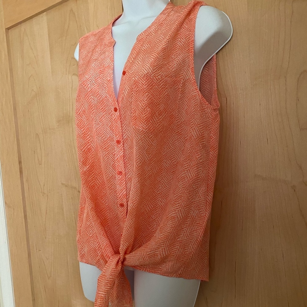 Sleeveless Blouse